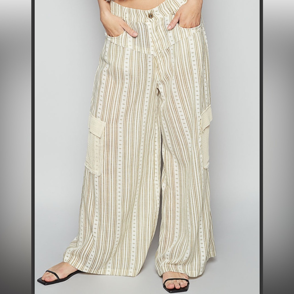 POL Wide Legged Cargo Pants